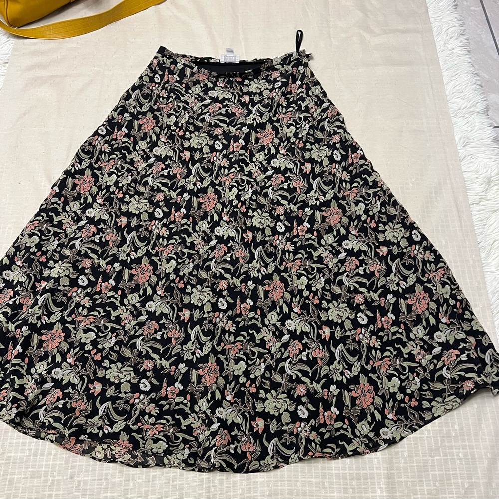 SILK SKIRT  Womens Sz 10 Charter Club Black Green Floral Maxi  Lined Shift retro